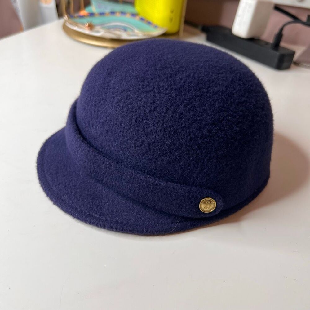 This item is a Janie and Jack Baby Merchant Marine Riding Cap in Navy